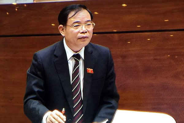Bộ trưởng NN&PTNT Nguyễn Xuân Cường đăng đàn trả lời chất vấn Quốc hội