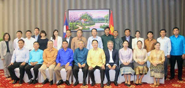 Bộ trưởng Trần Hồng Hà làm việc với Ủy ban sông Mê Công Lào