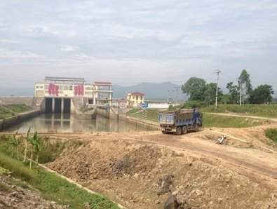 Nam Đàn (Nghệ An): Dự án chậm tiến độ, người dân "dài cổ" chờ nước