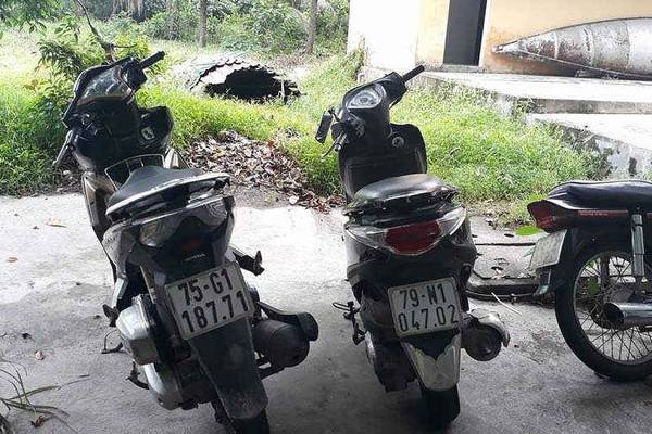 Bắt 2 thanh niên trộm xe máy dọc miền Trung