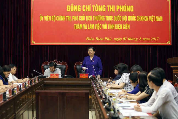 Phó Chủ tịch Quốc hội Tòng Thị Phóng làm việc với tỉnh Điện Biên