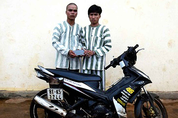 Hai kẻ cướp giật trên đường Hồ Chí Minh sa lưới