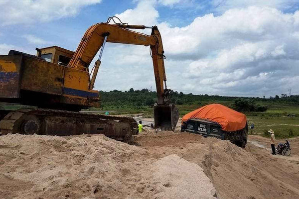 Gia Lai: Đấu tranh, xử lý nghiêm tình trạng khai thác cát trái phép