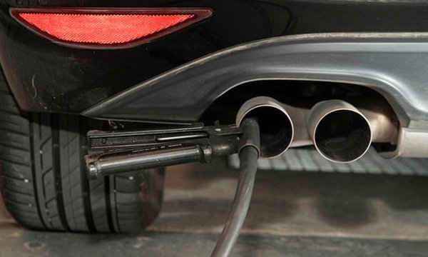 Anh: Giá dầu diesel giảm xuống một phần tư trong bối cảnh ô nhiễm môi trường
