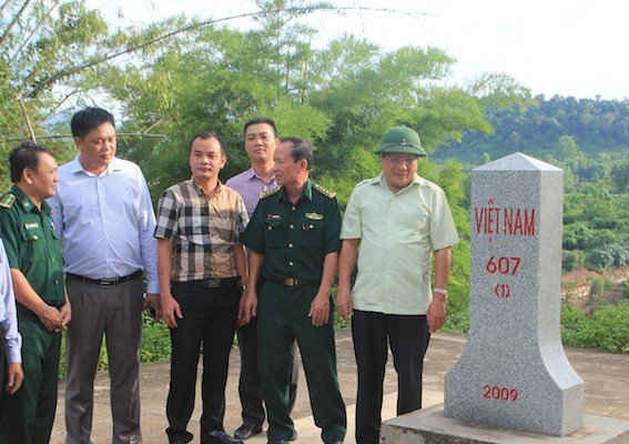 Quảng Trị: Kiểm tra các công trình biển báo, cột mốc khu vực biên giới Việt Nam - Lào