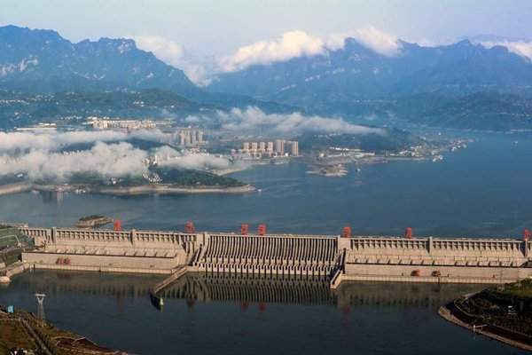 Trung Quốc chuyển 10 tỷ m3 nước đến phía Bắc khô cằn trong một dự án lớn