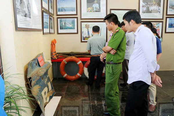 Lào Cai: Khai mạc Triển lãm bản đồ và trưng bày tư liệu Hoàng Sa, Trường Sa của Việt Nam