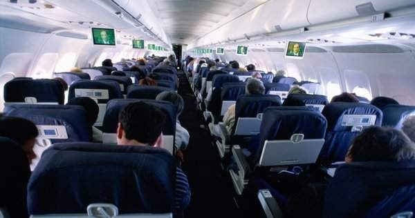Lộ thông tin khách đi máy bay: Sẽ xử lý hình sự