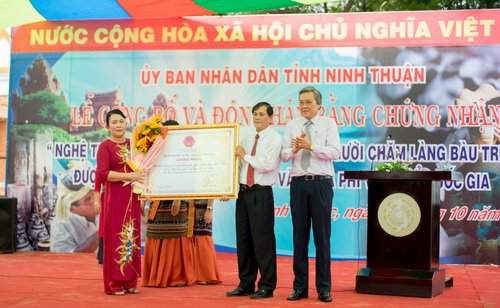 Ninh Thuận: Nghệ thuật làm gốm truyền thống làng Bàu Trúc được công nhận là di sản văn hóa phi vật thể quốc gia