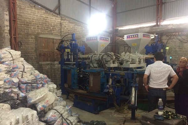 Xưởng tái chế nhựa "đầu độc" khu dân cư ở Ninh Bình: Huyện xử phạt và đình chỉ hoạt động