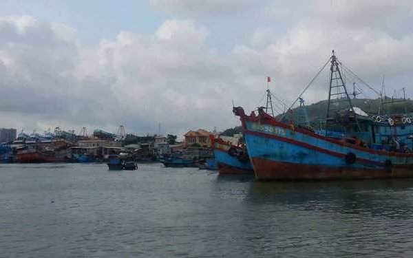 TP.Hồ Chí Minh:  Đề phòng bão số 12, cấm tàu thuyền ra khơi