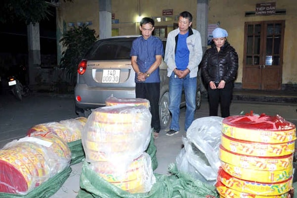 Hải Dương Bắt vụ vận chuyển 183 kg pháo nổ