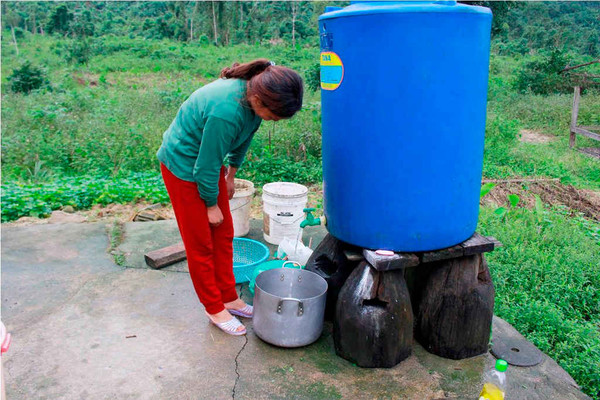 Quảng Bình: Khan hiếm nước sạch, dân dùng nước bẩn