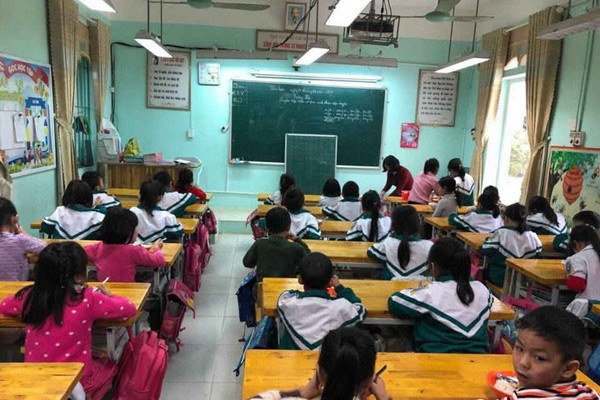 Yên Lạc (Vĩnh Phúc): Xã Tề Lỗ ủng hộ nguyện vọng nhân dân đề nghị điều chuyển Hiệu trưởng Trường Tiểu học