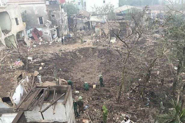 Hưng Yên: Phát hiện khoảng 2 tấn đầu đạn trong vườn nhà dân