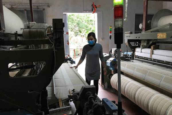 Hưng Hà (Thái Bình): Phát triển làng nghề dệt Phương La nhờ máy móc hiện đại để giảm thiểu ô nhiễm