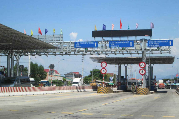 Giải quyết ùn tắc tại các trạm thu phí BOT ở Thừa Thiên Huế