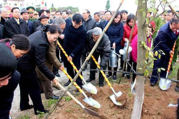 Chủ tịch Quốc hội Nguyễn Thị Kim Ngân dự Lễ phát động “Tết trồng cây đời đời nhớ ơn Bác Hồ” tại Hải Dương