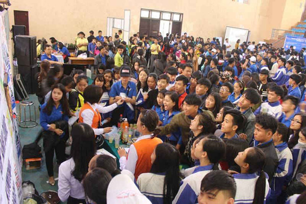 Hơn  1.000 đoàn viên thanh niên Quảng Trị  được giới thiệu việc làm