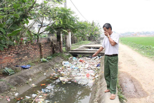 Thái Nguyên: Người dân "kêu trời" vì ô nhiễm ở KCN Trung Thành