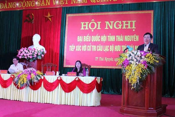 Phó Thủ tướng Phạm Bình Minh tiếp xúc cử tri tại tỉnh Thái Nguyên