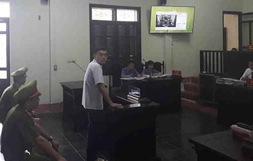 Xét xử cựu nhà báo Lê Duy Phong: Phóng viên phải đăng ký trước một ngày mới được vào tác nghiệp