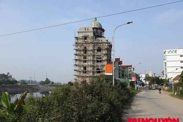 Phú Xuyên - Hà Nội: Công trình khủng lấn chiếm đất công ngay gần trụ sở xã Phú Yên có được hợp thức hóa?