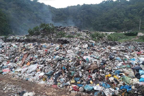 Nghệ An: Xây dựng bãi rác hơn 7 năm chưa xong