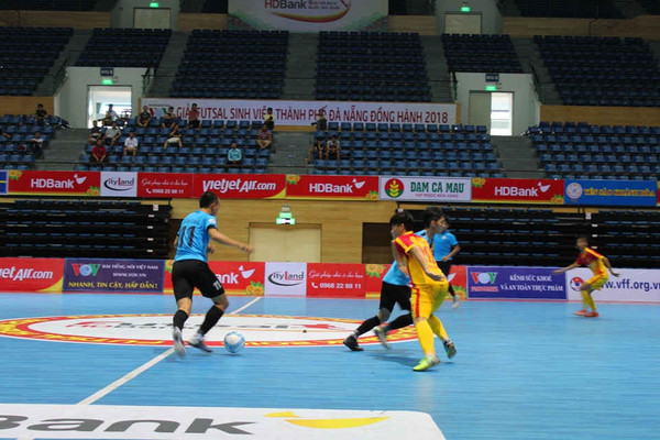 Vòng loại giải Futsal HDBank VĐQG 2018: Hùng Đô tỏa sáng, Kim Toàn Đà Nẵng lội dòng ngoạn mục