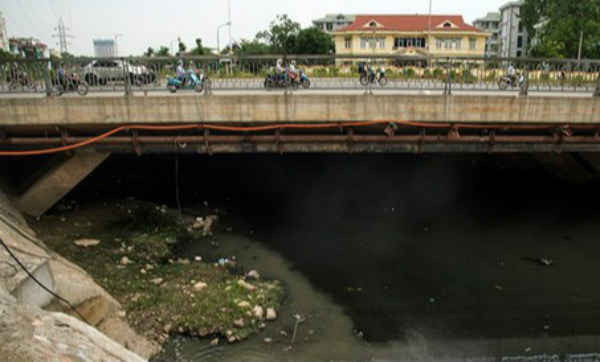 Nhiều con sông ở Việt Nam có nguy cơ thành dòng sông chết