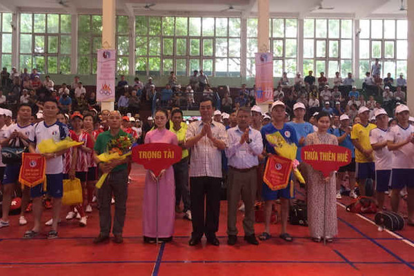 Gần 300 VĐV tranh tài tại Hội thao Sở TN&MT các tỉnh Bắc Trung Bộ