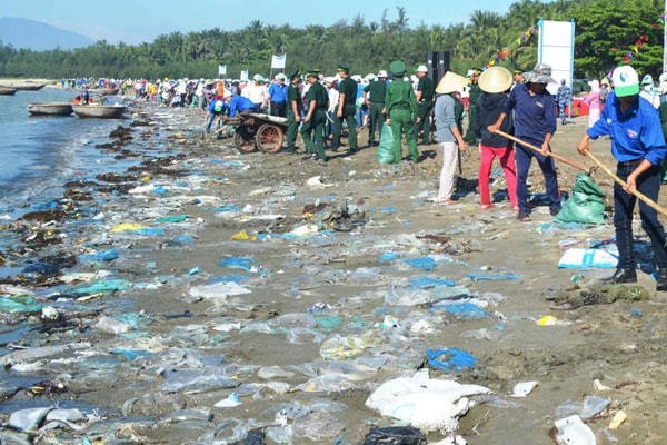 Gấp rút kiểm soát chất thải nhựa trên biển