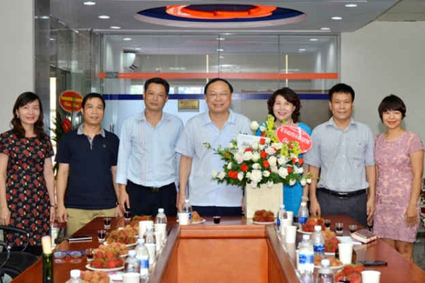 Thứ trưởng Lê Công Thành thăm, chúc mừng Báo Tài nguyên & Môi trường nhân ngày Báo chí cách mạng Việt Nam