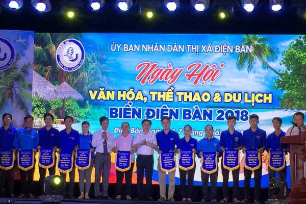Điện Bàn (Quảng Nam): Giữ sạch biển để phát triển du lịch