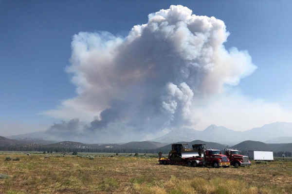 Mỹ: Cháy rừng ở miền Nam California, hàng ngàn người bỏ chạy
