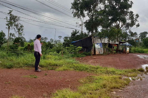 Đắk Nông: Tranh chấp đất, dùng máy phát cỏ gây trọng thương nữ thương binh 64 tuổi