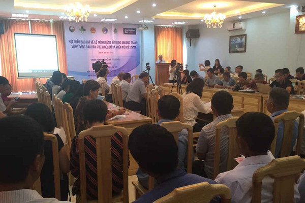 Giảm thiểu tác hại của amiang trắng đến đồng bào dân tộc thiểu số Việt Nam