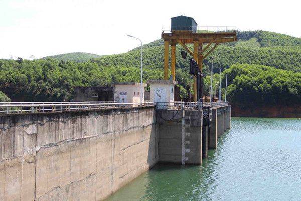 Thừa Thiên Huế: Đảm bảo an toàn tuyệt đối hồ thủy lợi, thủy điện trước mùa mưa bão