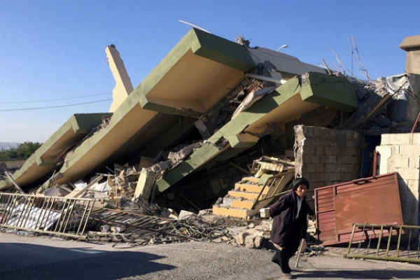 Động đất mạnh tấn công Tây Bắc Iran, 2 người chết, 241 người bị thương