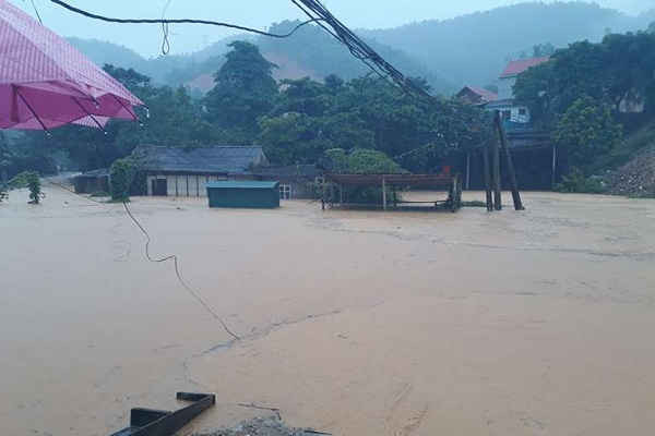 Thanh Hóa: Mưa lớn kéo dài đã khiến hơn 4.500 ngôi nhà bị ngập, 3 người mất tích