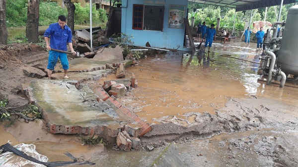 Sơn La: Nỗ lực cấp nước sạch cho người dân sau mưa lũ