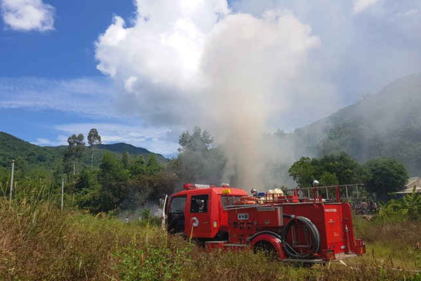 Đà Nẵng: Kịp thời khống chế đám cháy trên bán đảo Sơn Trà