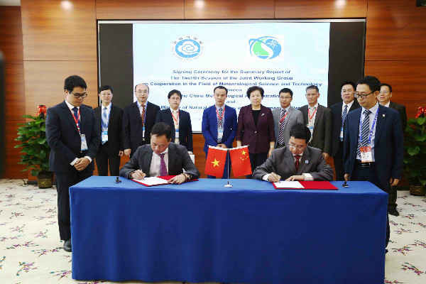 Việt Nam và Trung Quốc đẩy mạnh hợp tác khoa học kỹ thuật khí tượng