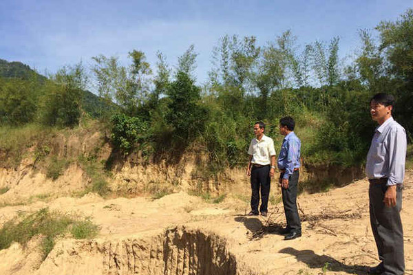 Báo động tình trạng khai thác cát núi "chui" ở An Giang