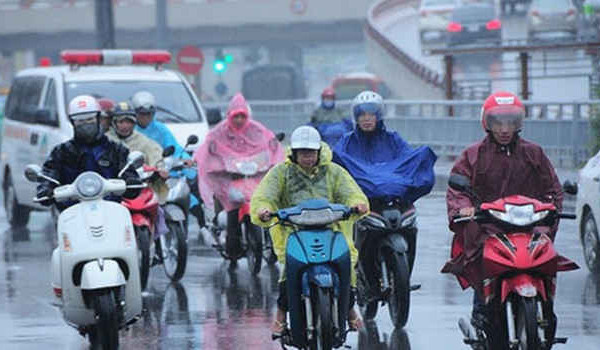 Tin gió mùa Đông Bắc, cảnh báo dông lốc, Bắc Bộ - Trung Bộ mưa lớn trên diện rộng