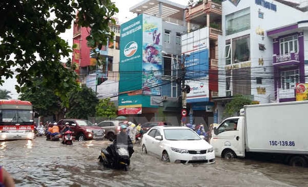 Hải Phòng:    Khắc phục những điểm úng, ngập nước mưa trên địa bàn