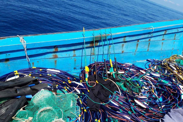 Quảng Ngãi: Bắt tàu cá dùng kích điện tận diệt tôm, cá ở khu bảo tồn