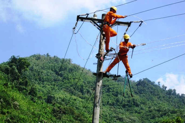 Quảng Nam: Tăng cường đầu tư, nâng cấp lưới điện khu vực nông thôn, miền núi
