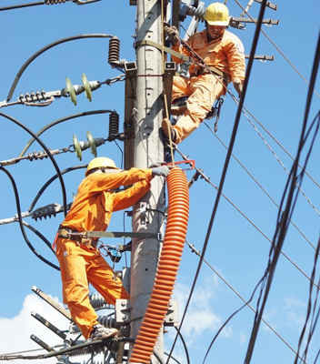 Các quy định hiện hành của Nhà nước về việc phối hợp giữa  đơn vị có công trình thi công gần đường dây điện và đơn vị điện lực