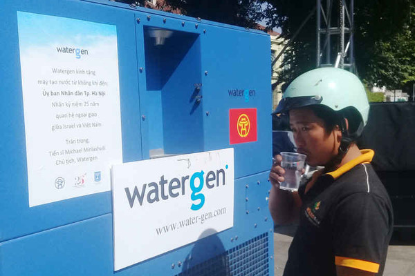 Hà Nội: Lắp đặt máy lọc nước uống từ không khí